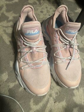 FILA Women's Pastel Pink & Light Blue Chunky Sneakers